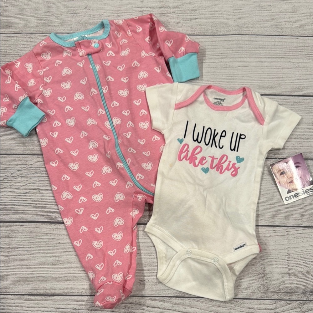 Onesies brand Baby Girls Pink and White Hearts Footie and Bodysuit Set